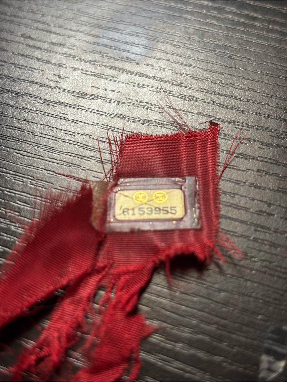 Authentic Vintage Chanel Red Leather Compact Wallet CC Logo w/ Hologram included - Picture 9 of 10